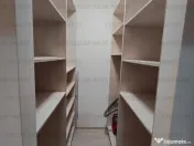 Apartament 3 camere, decomandat - zona Tractorul 