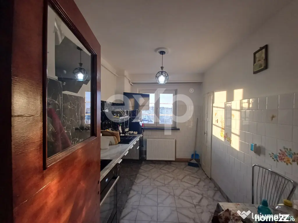 Vanzare apartament 4 camere Ultracentral