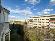 Cel mai scump dar si cel mai frumos 4 camere din Aparatorii 