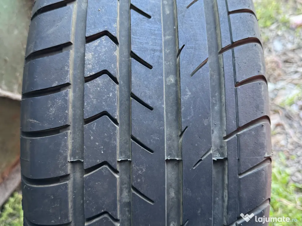 Vând anvelope vară