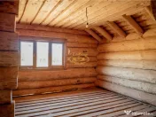 Casa din lemn rotund (Izvoru Muresului, str. Garii) 