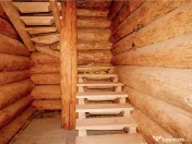 Casa din lemn rotund (Izvoru Muresului, str. Garii) 