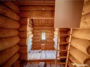 Casa din lemn rotund (Izvoru Muresului, str. Garii) 