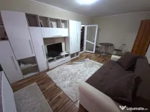 Dacia Bld. Tomis 2 camere decomandat parter zonă excelen