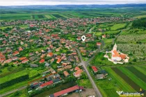 Casa rustica, cu teren roditor de peste 1.000mp, Sanzaieni,
