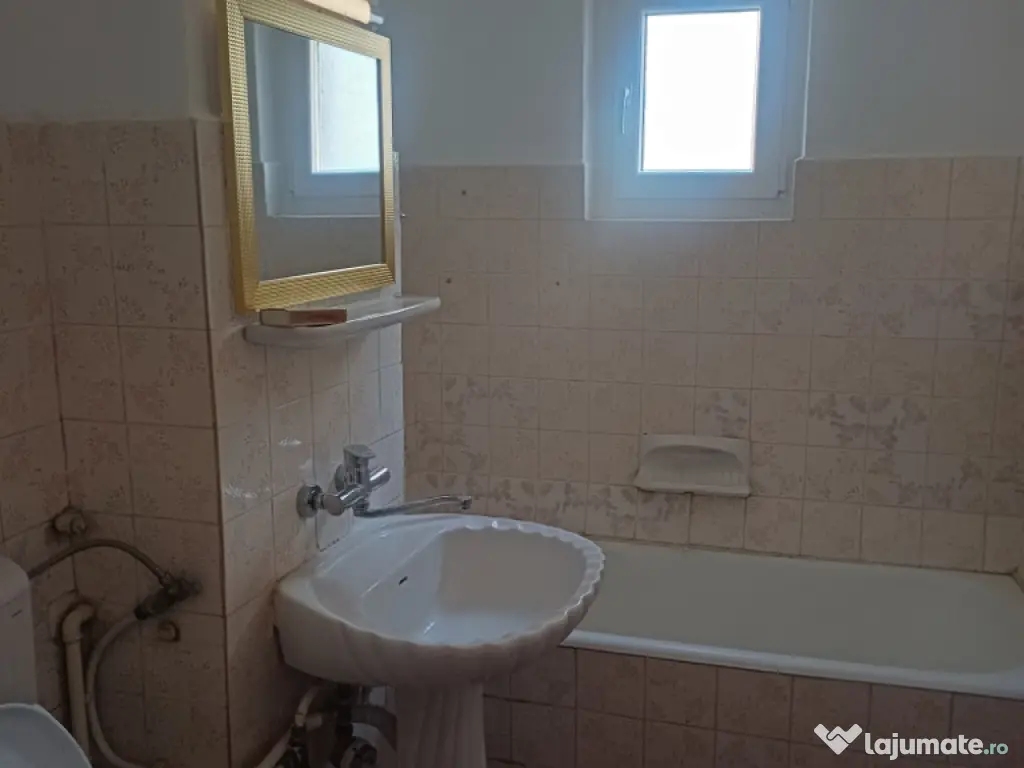 Proprietar închiriez ap 2 cam termen lung