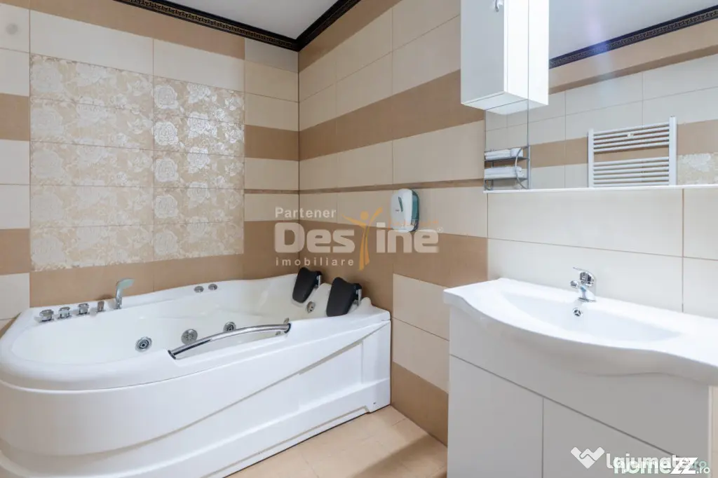 Hotel de vânzare, ideal pentru horeca sau clinică medical?