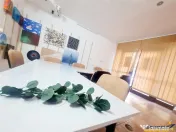 Spatiu versatil pentru birouri ateliere pentru copii terapi 