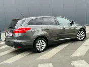 Ford Focus 1.5 benzina Automat