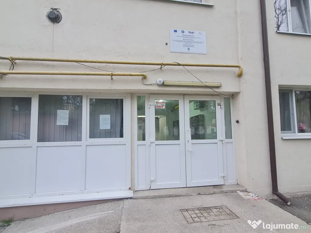 Garsonieră de închiriat în Mun. Târgoviște, str.Avram Iancu, nr.7, bl.54, etj. 5