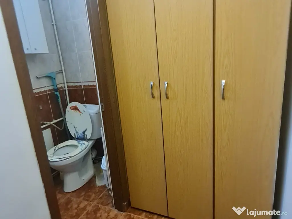 Garsonieră de închiriat în Mun. Târgoviște, str.Avram Iancu, nr.7, bl.54, etj. 5