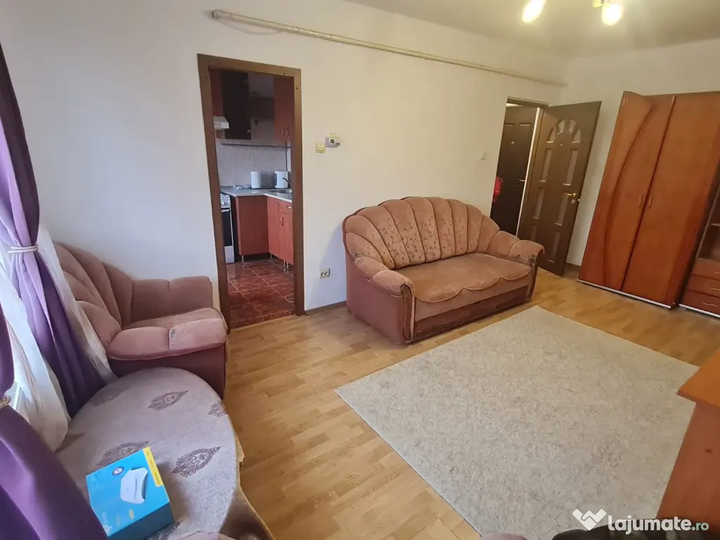 Garsonieră de închiriat în Mun. Târgoviște, str.Avram Iancu, nr.7, bl.54, etj. 5