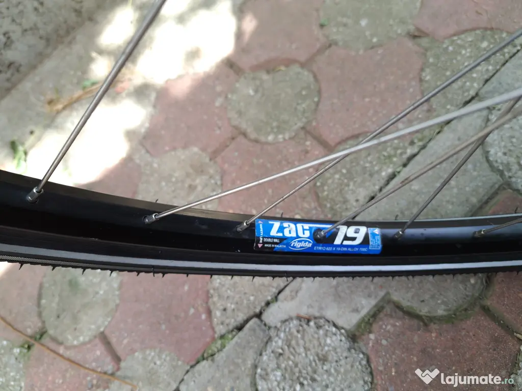 Bicicleta Pegasus 28'', model exclusiv, butuc Alfine 11, primul propietar