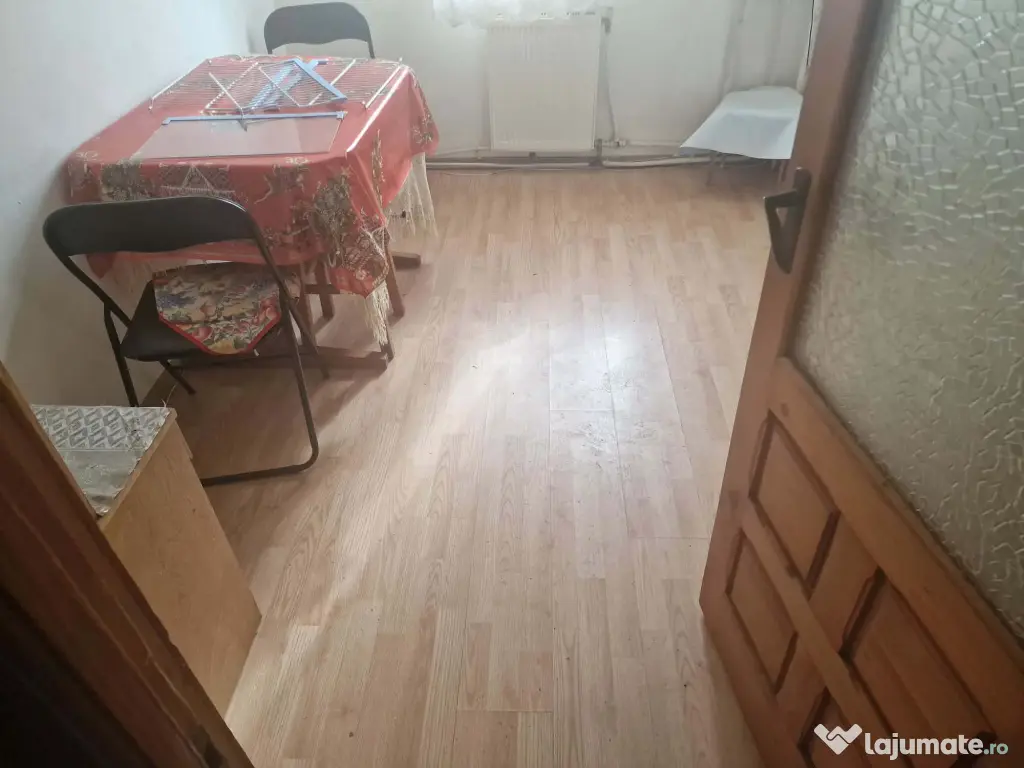 Ap 3 Cam Maratei str Progresului 70mp etaj 1 decomandat centrala