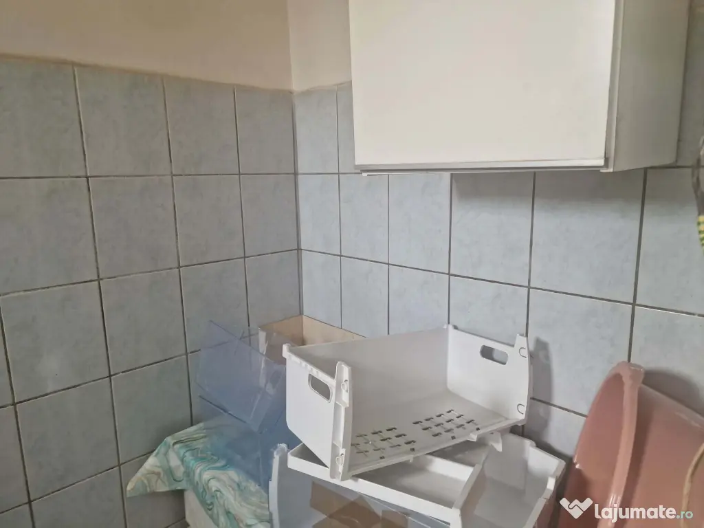 Ap 3 Cam Maratei str Progresului 70mp etaj 1 decomandat centrala