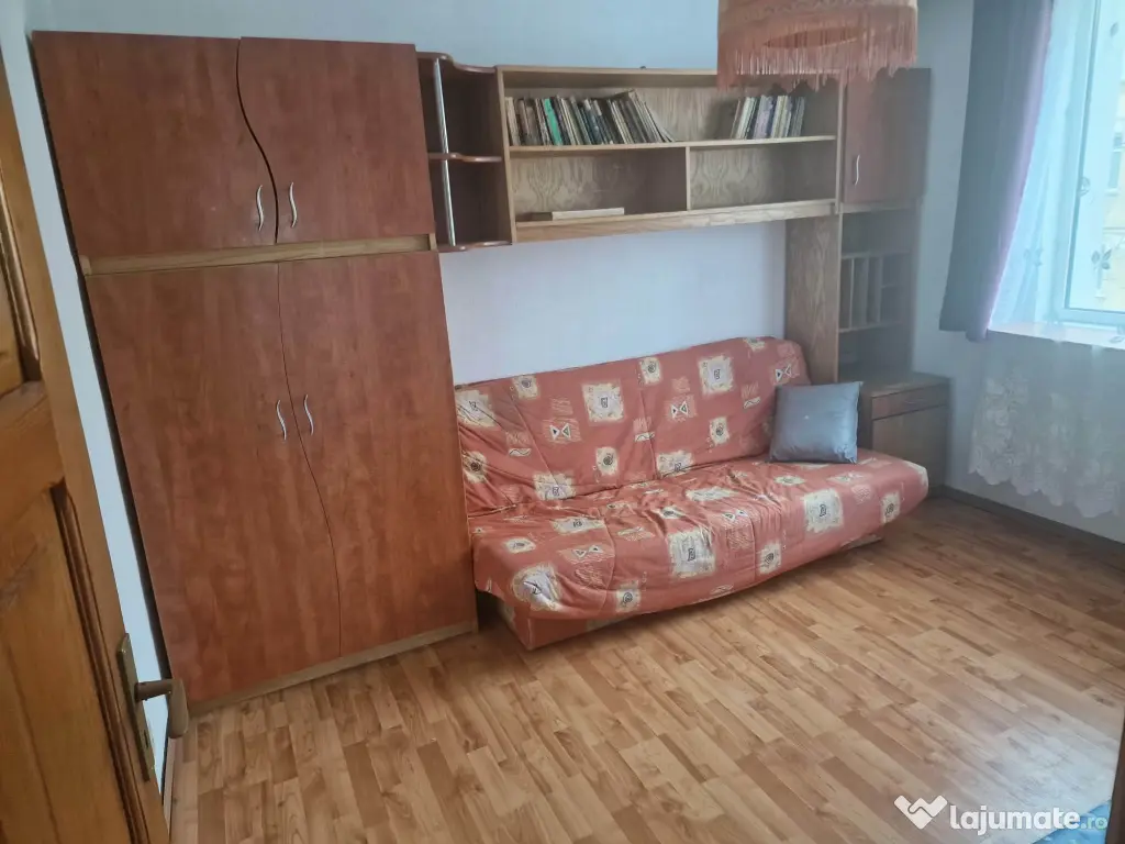 Ap 3 Cam Maratei str Progresului 70mp etaj 1 decomandat centrala