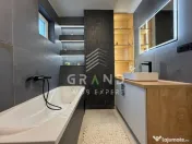 Apartament 3 camere + 2 băi I complet renovat I Fântânele 