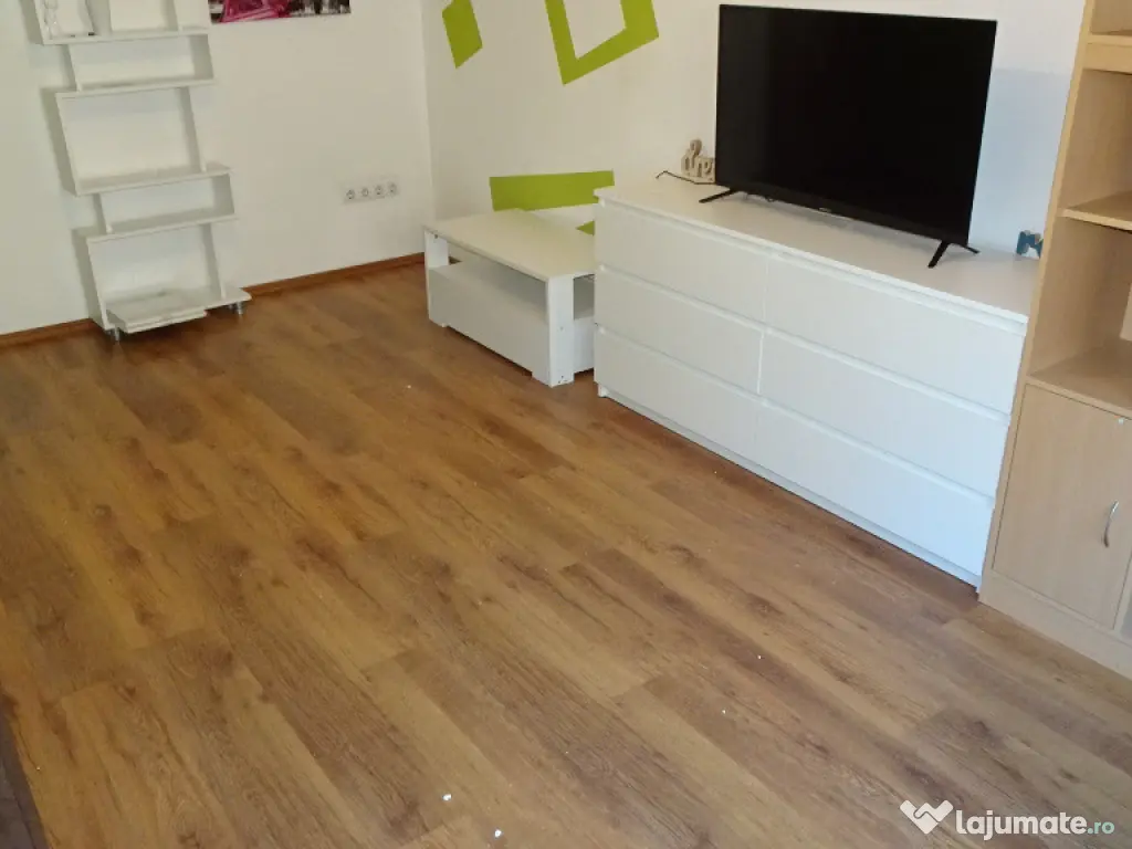 Inchiriez apartament cu 2 camere decomandat in Deva, M. Averescu, et 1