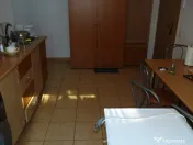 Inchiriez apartament cu 2 camere decomandat in Deva, M. Averescu, et 1 