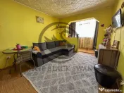 Apartament cu 3 camere de vanzare | Mobilat | Malu Rosu |... 