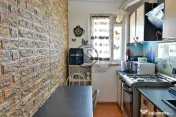 Apartament cu 3 camere de vanzare | Mobilat | Malu Rosu |... 