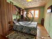 Apartament cu 3 camere de vanzare | Mobilat | Malu Rosu |... 