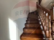 Casă | Vilă insiruita | Inchiriere| 5 camere 