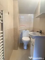 Casă | Vilă insiruita | Inchiriere| 5 camere 