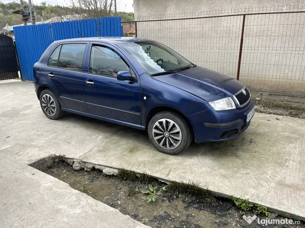 Vând Skoda fabia