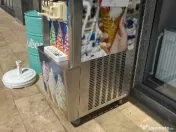 vând aparat de înghețată 