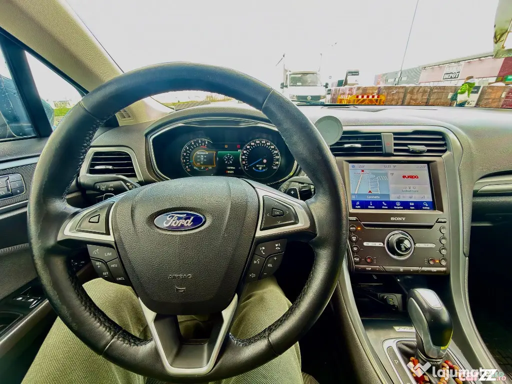 Ford Mondeo MK5 2017 Titanium Powershift 134000 km