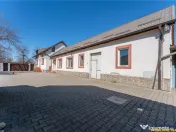 Clasa A, rezidential servicii investitional, 2.240 mp tere 