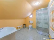 Clasa A, rezidential servicii investitional, 2.240 mp tere 