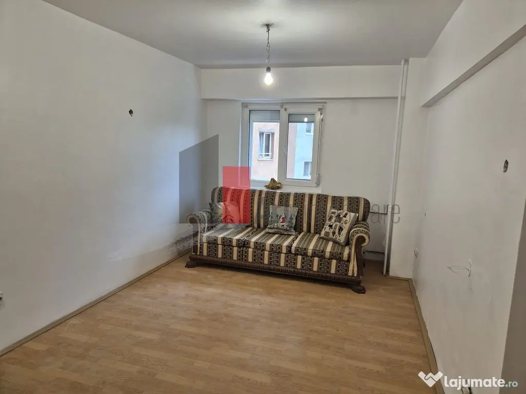 Vanzare apartament 4 camere Lujerului