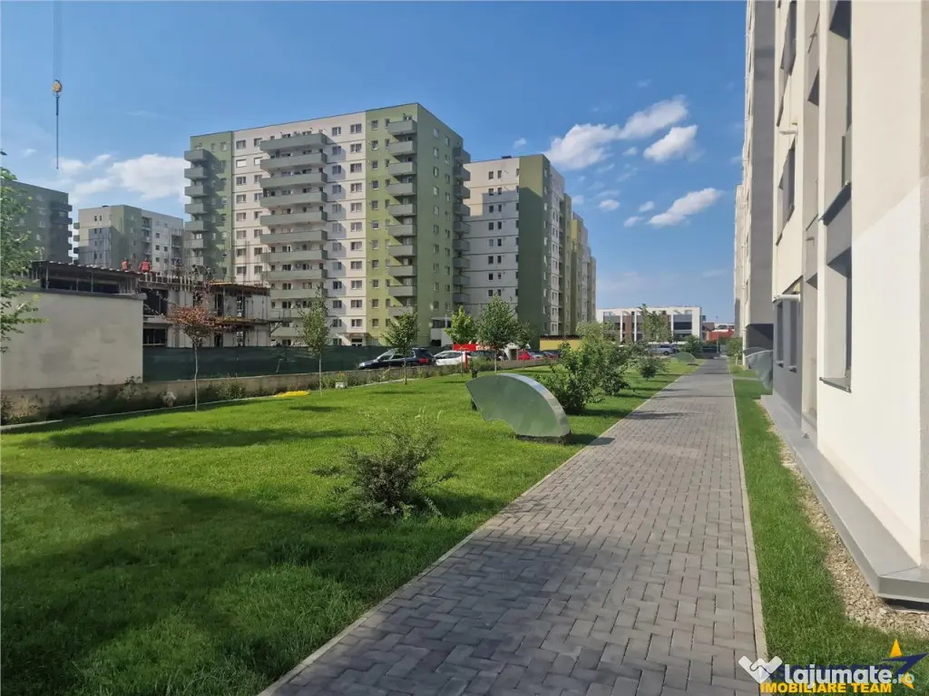 Garsoniera, decomandata, Platinum Residence, Tractorul, Bras