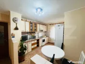 Apartament decomandat, 2 camere, 52 mp, mobilat zona - Roger 