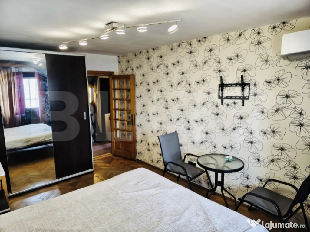 Apartament de vânzare 2 camere, 53 mp, zona Central