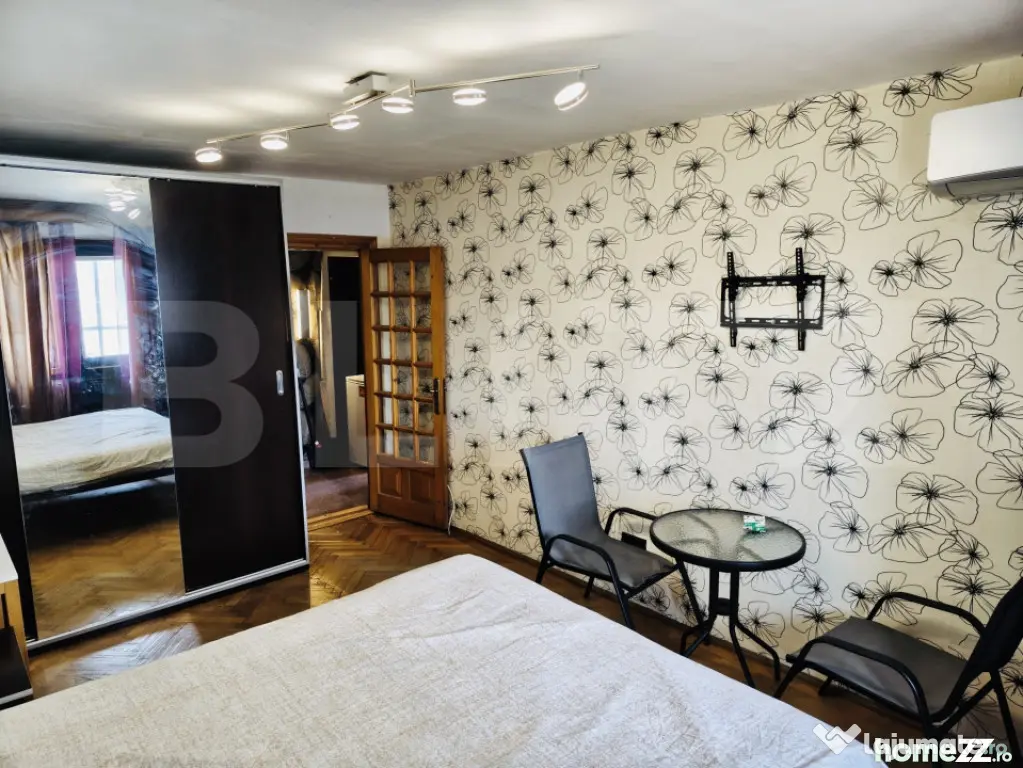 Apartament de vânzare 2 camere, 53 mp, zona Central - Targoviste (Dambovita)