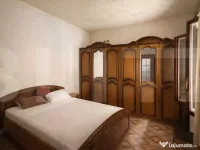 Apartament cu 2 camere, 70 mp + curte, boxa - zonă ultracen 