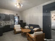 Apartament cu 2 camere, 70 mp + curte, boxa - zonă ultracen 