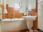 Apartament cu 2 camere, decomandat, 2 balcoane – la 3 min 