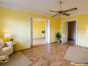 FILM:Apartament cu 4 camere,2 bai,2 balcoane,2 garaje,Targu 