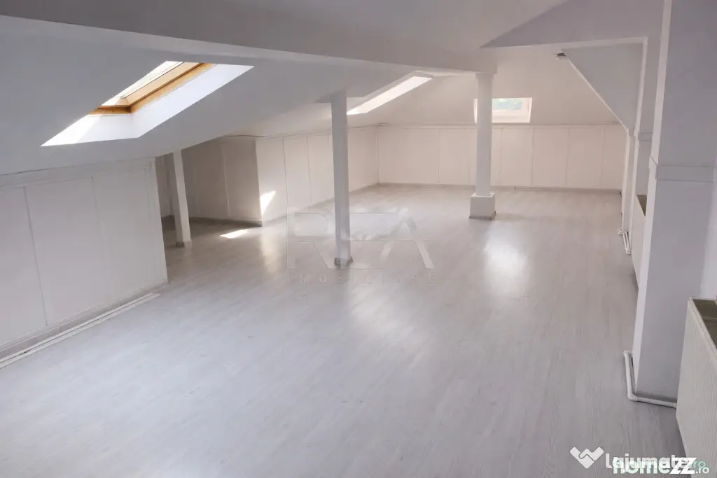 Vilă 9 camere Eminescu, 2 centrale, 355 mp - Bucuresti (Bucuresti-Ilfov)