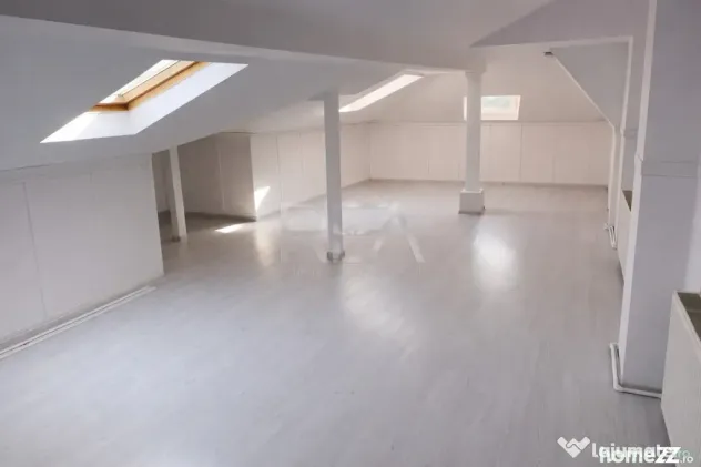 Vilă 9 camere Eminescu, 2 centrale, 355 mp - Bucuresti (Bucuresti-Ilfov)