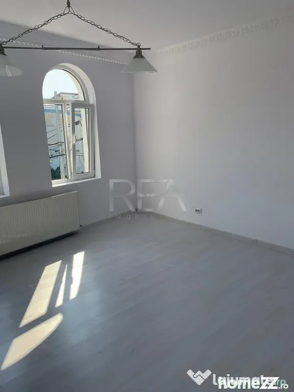 Vilă 9 camere Eminescu, 2 centrale, 355 mp - Bucuresti (Bucuresti-Ilfov)