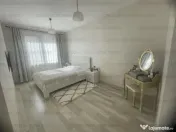 Apartament 3 camere, decomandat - zona Tractorul 