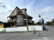 Casă individuală, cu garaj, teren 496 mp - zona Bartolomeu 