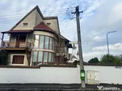 Casă individuală, cu garaj, teren 496 mp - zona Bartolomeu 