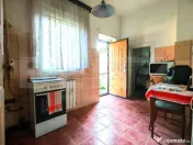 Casa individuala, 3 camere, 827 mp teren, Central-Modern 