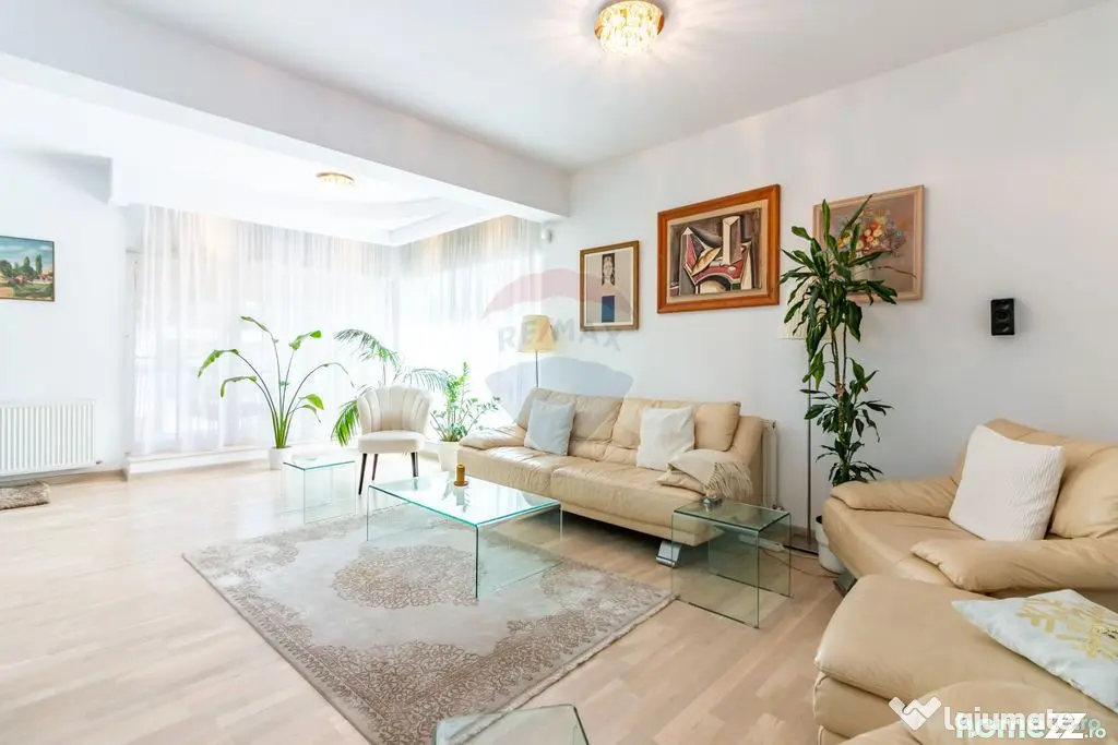 Casă / Vilă + cladire birouri de vanzare in Aviatiei, v... - Bucuresti (Bucuresti-Ilfov)